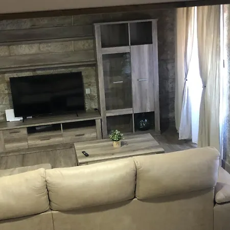 A Casa De Abaixo بيت للعطل